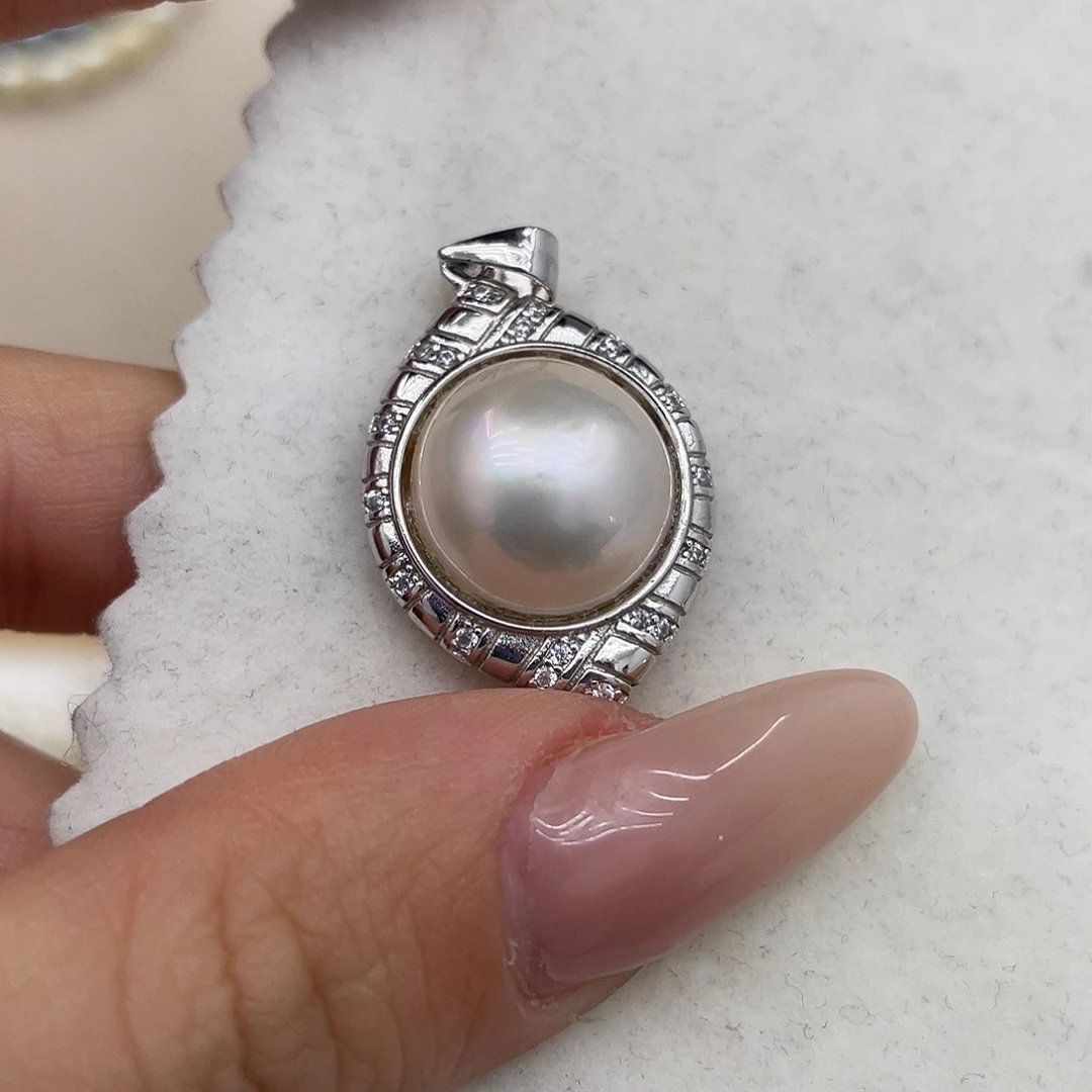 银S925镶嵌拼合珍珠（马贝珠）颈饰