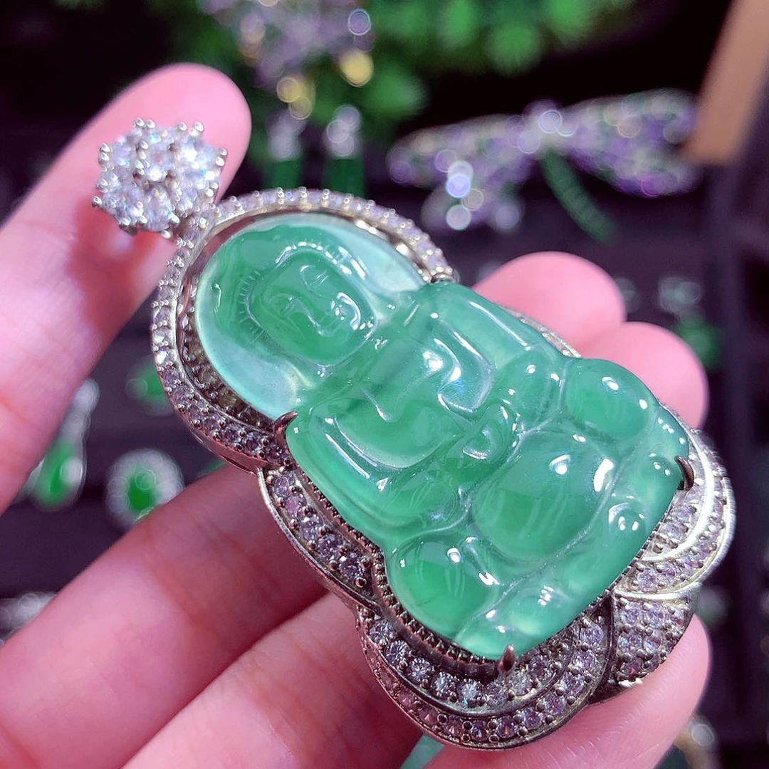 颈饰未镶嵌翡翠天然