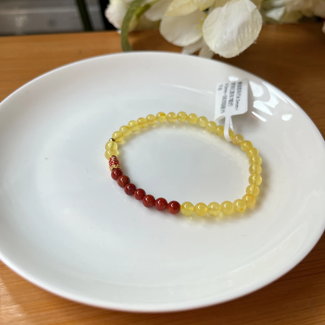 【郭老师】约4.5mm+蜜蜡圆珠搭南红圆珠7颗约4.5mm+S925银配件手串