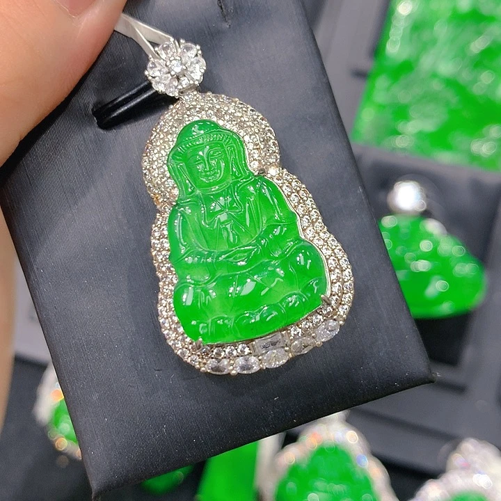 颈饰未镶嵌翡翠元气