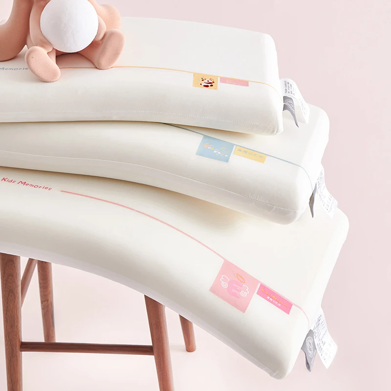 A类儿童记忆棉枕头3-6岁以上四季通用学生宿舍枕芯护颈椎助睡眠男