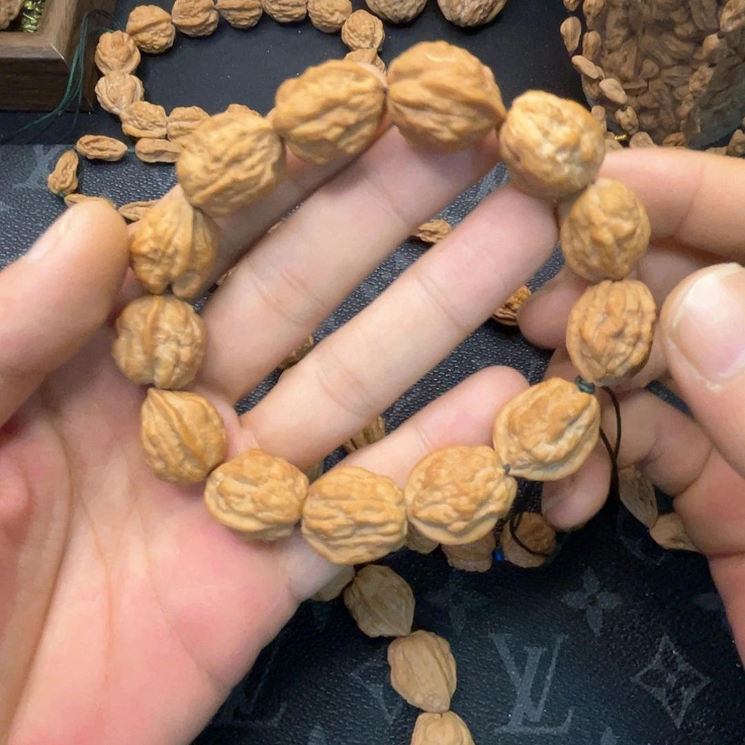 手串桃核嵩山蛤蟆头1.7左右