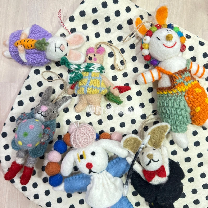 尼泊尔羊毛毡兔子挂件包包挂件毛绒进口手工羊毛毡玩偶包包钥匙扣