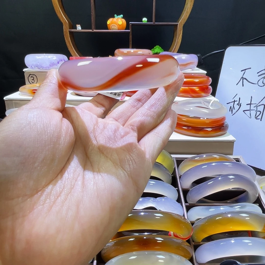 玛瑙/玉髓未镶嵌手镯
