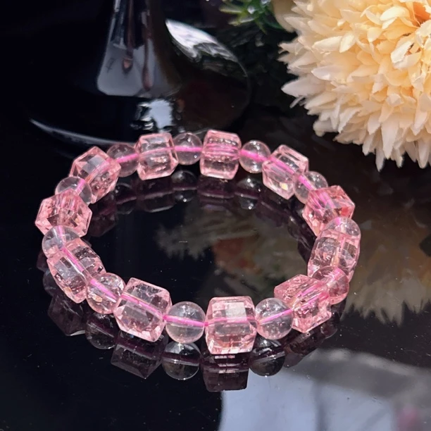 A670 卡10粉方糖手串[多样性发一]