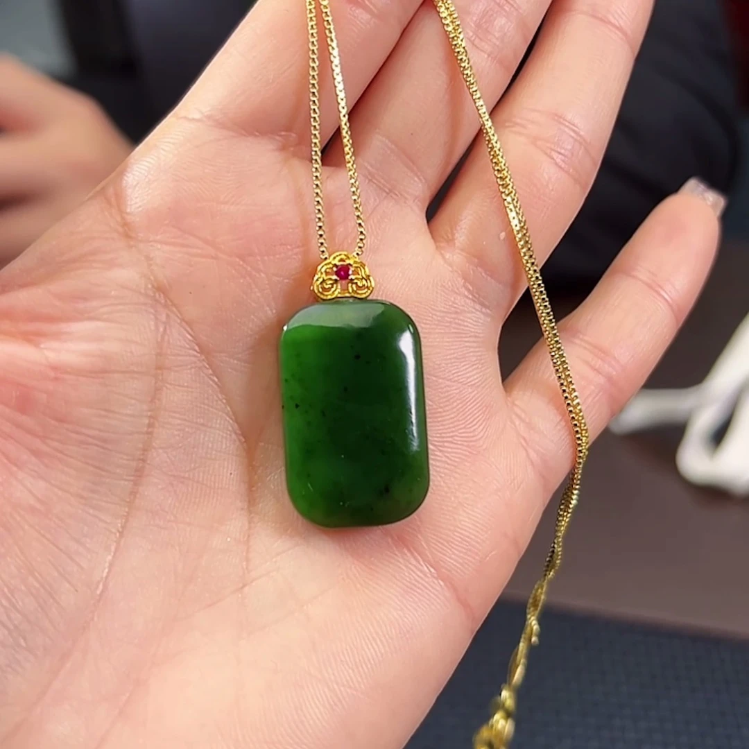 和田玉（碧玉）合金颈饰