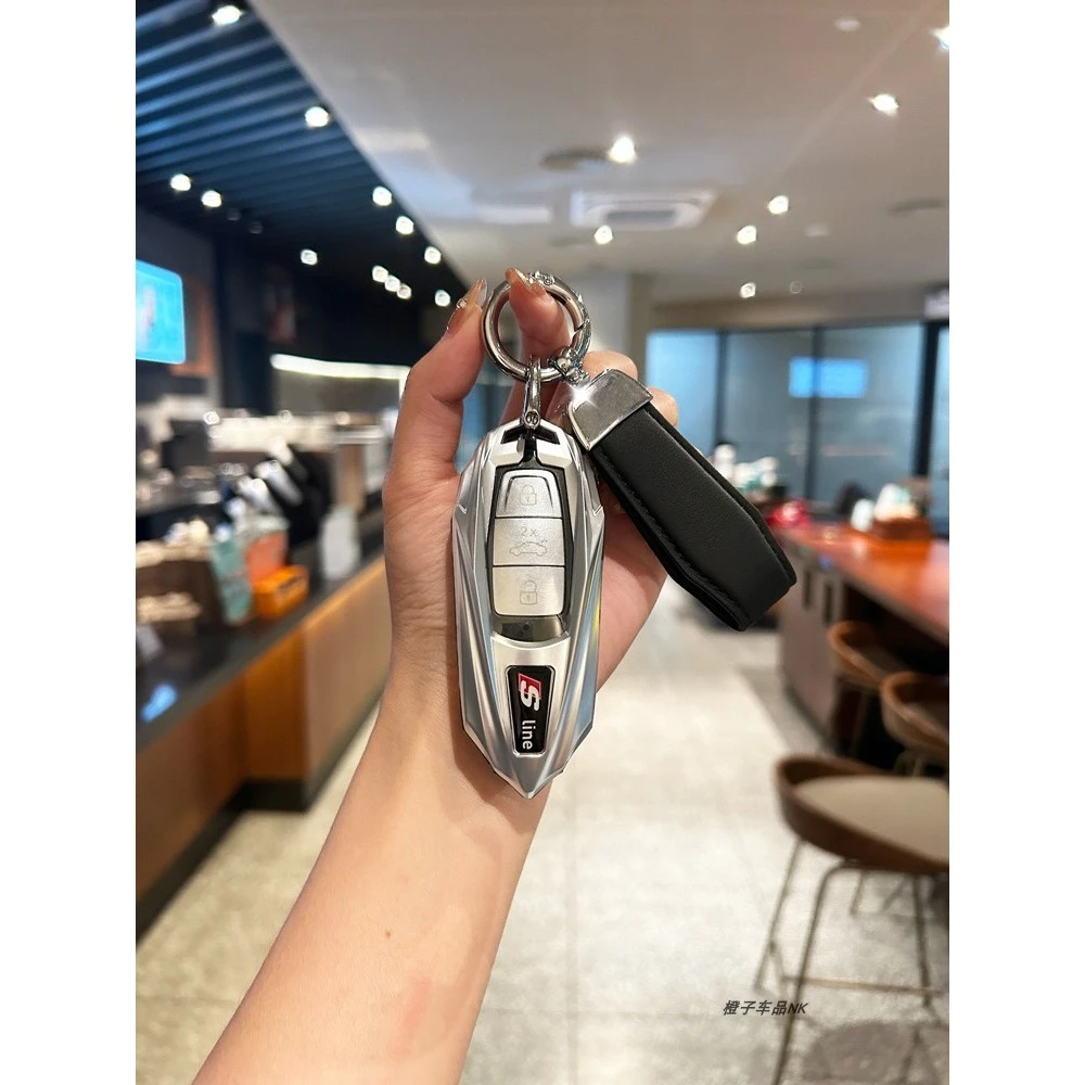 适用奥迪新A6L钥匙套A4L Q5L保护壳A3 A7L车钥匙包Q6 Q7 A5高档扣