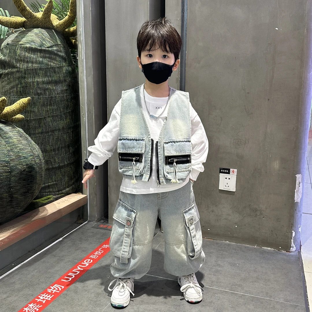 儿童衣服2025新款秋季痞帅男童套装时髦男孩春秋装男宝马甲三件套