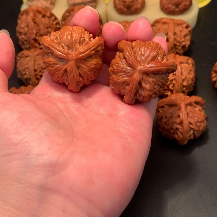 文玩核桃把件外**方工艺