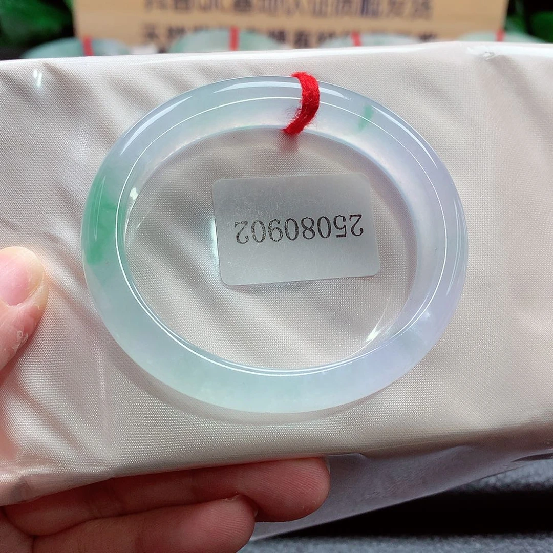 未镶嵌手镯（贵妃镯）翡翠103号，天然A货翡翠手镯