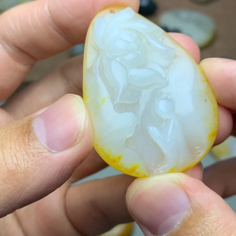 【闪购商品】颈饰未镶嵌和田玉