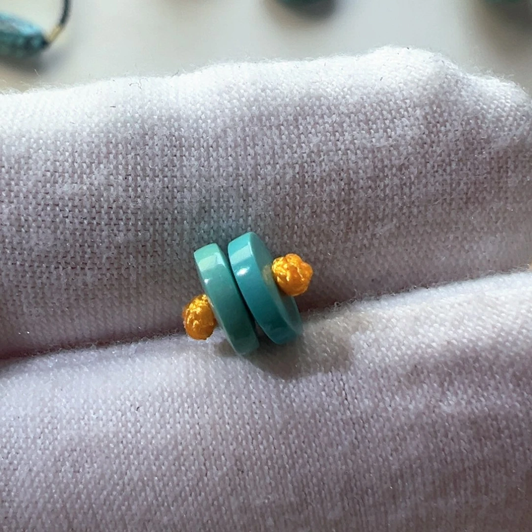 绿松石未镶嵌挂件