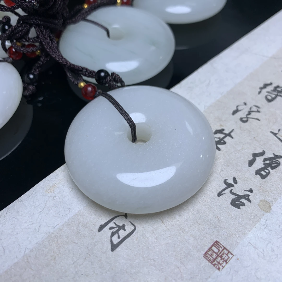 天山翠天然玉石平安扣扣