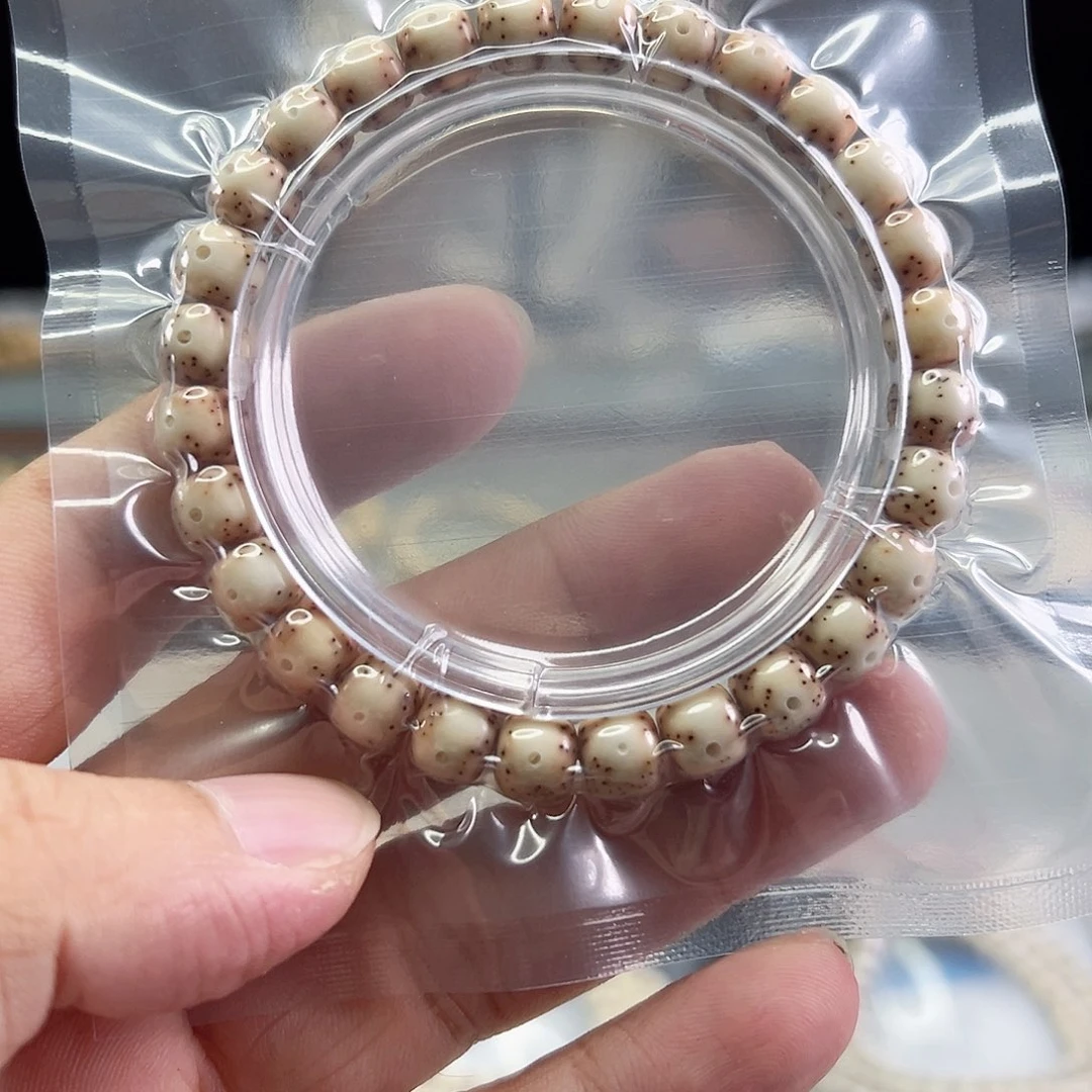 星月菩提手串8*7白粉冰