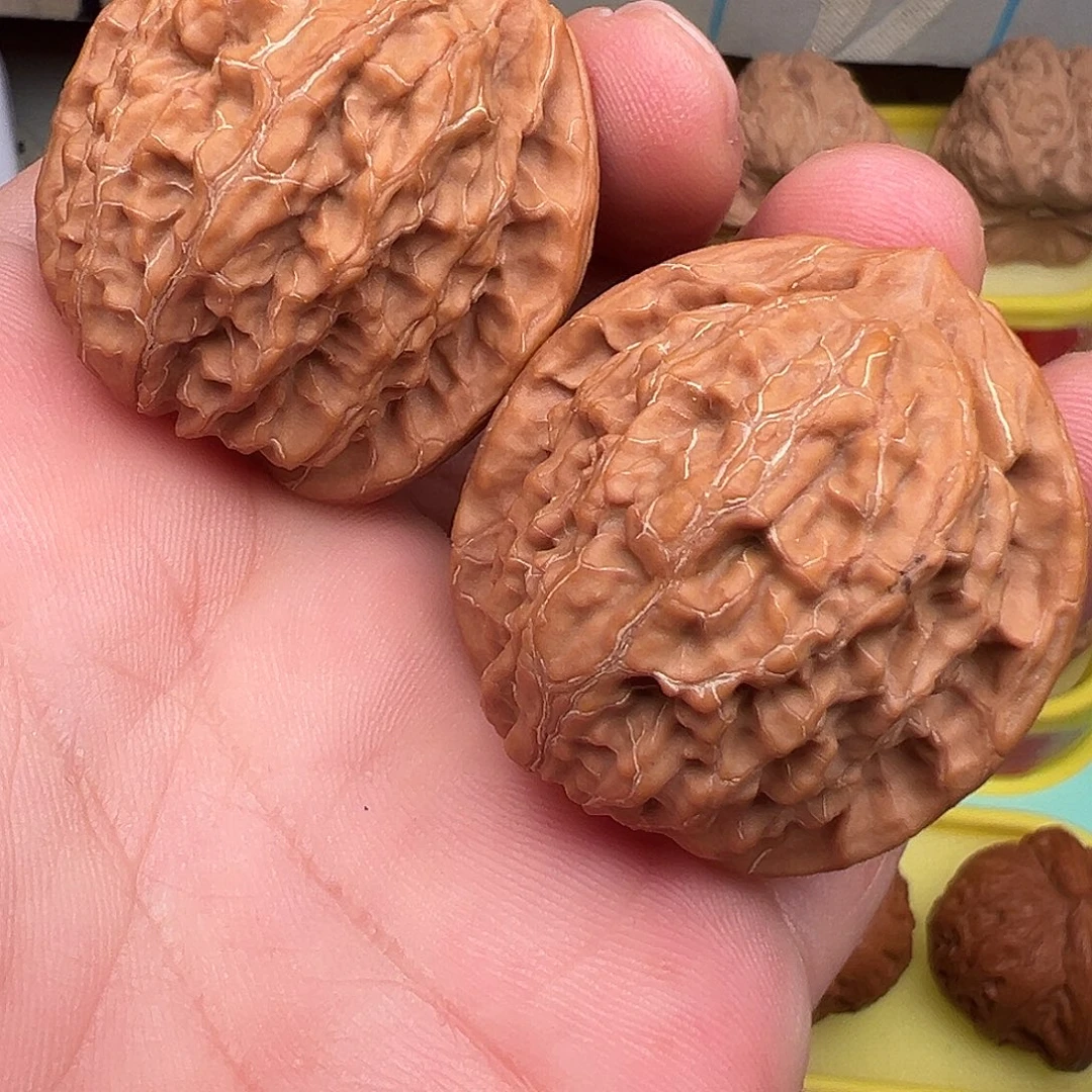 文玩核桃吊坠金麒麟38