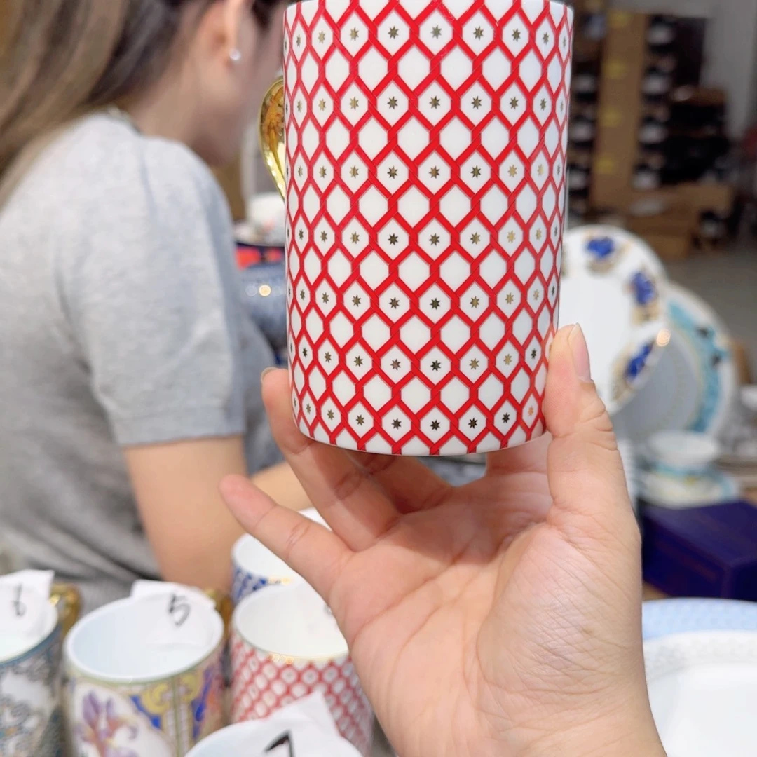 A***M骨瓷马克杯370ml一个外贸骨瓷