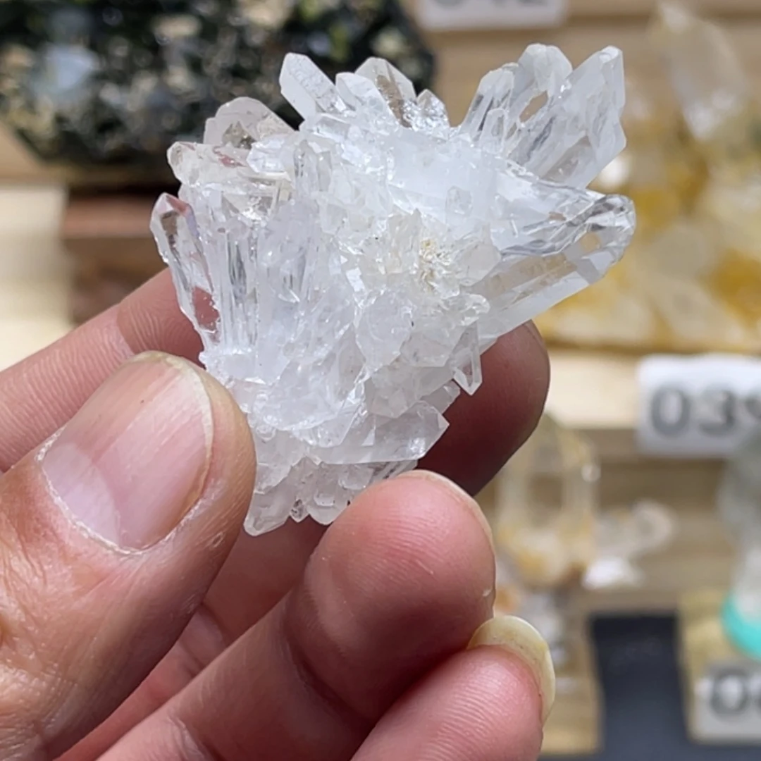石材天然喜玛白水晶家居装饰