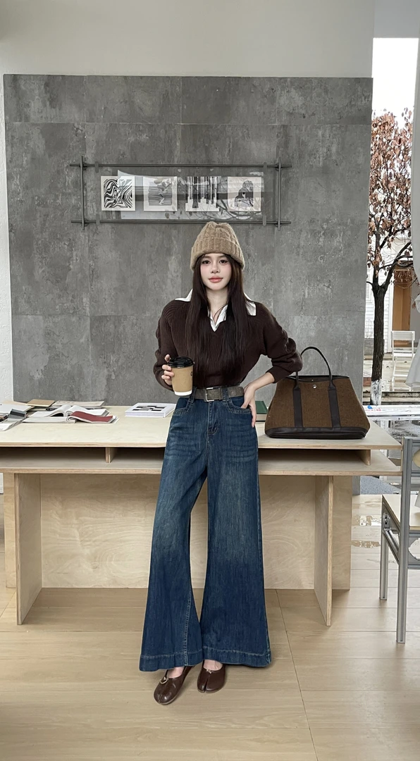 不贴腿阔腿微喇叭裤女高腰宽松裤子梨形身材显瘦直筒牛仔裤