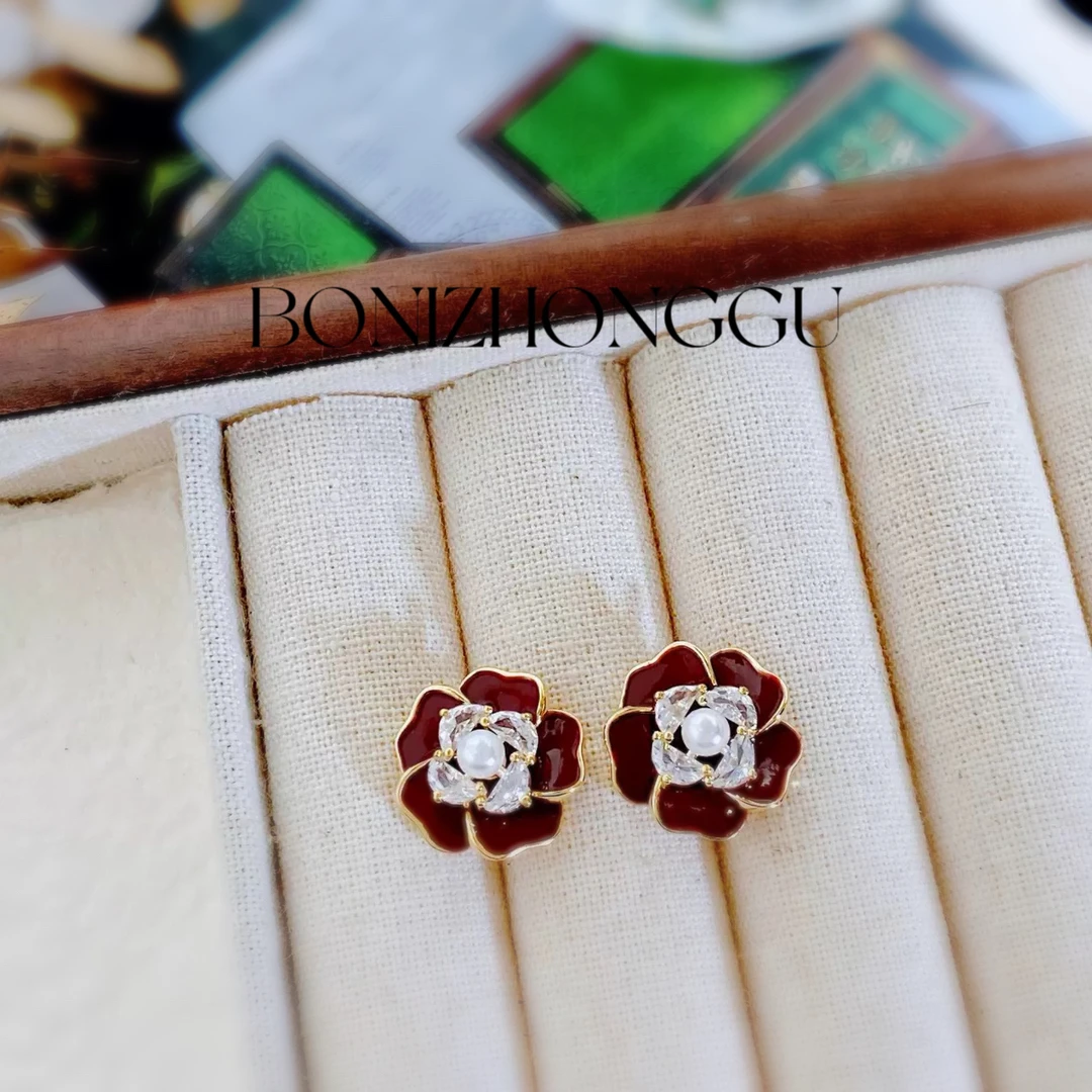 铜合金耳饰 A675《星光旅人》法式风情 山茶花珐琅彩花朵耳钉气质