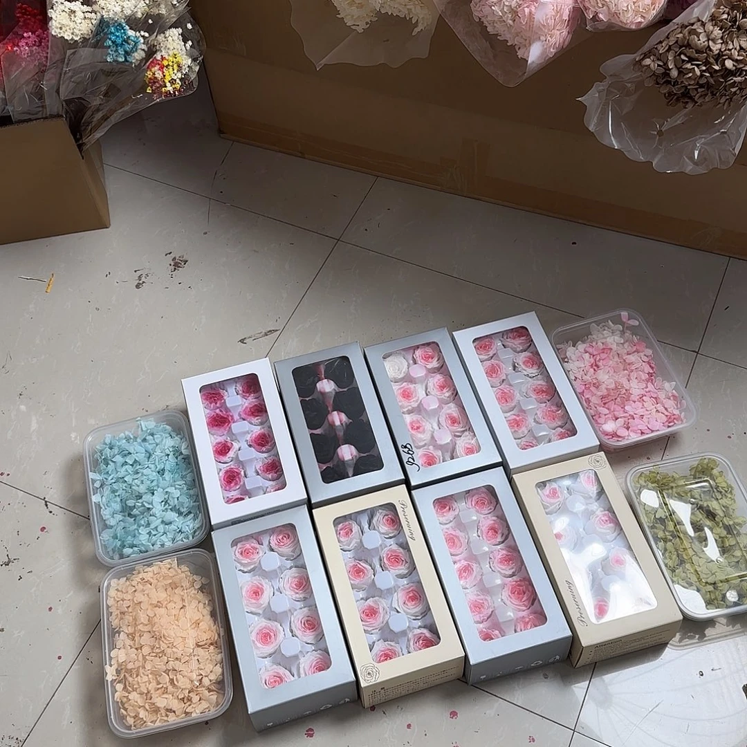 G26号混色玫瑰加绣球