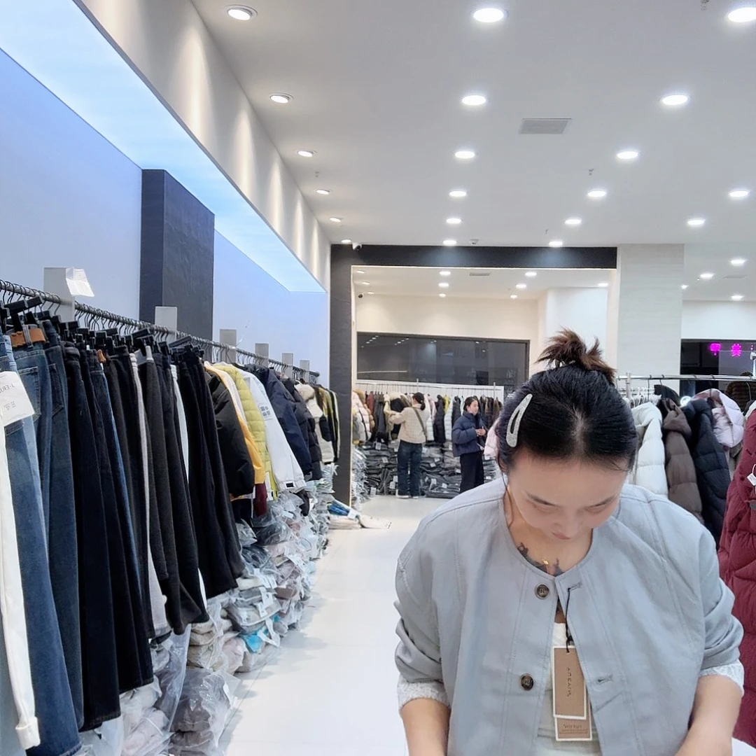 三醋酯纤维2580超软蛋白皮衣款式上衣