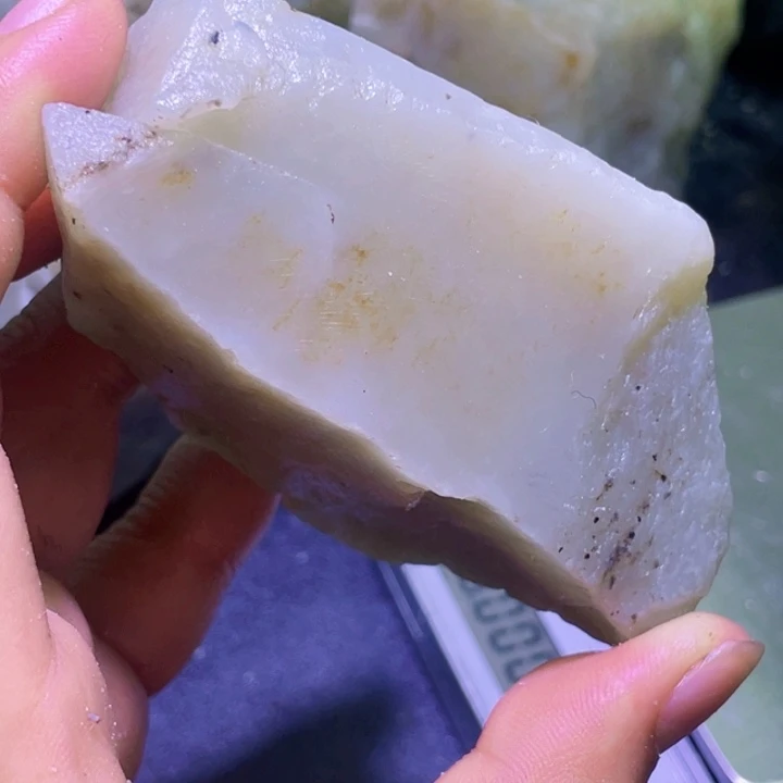 未镶嵌和田玉珠宝半成品