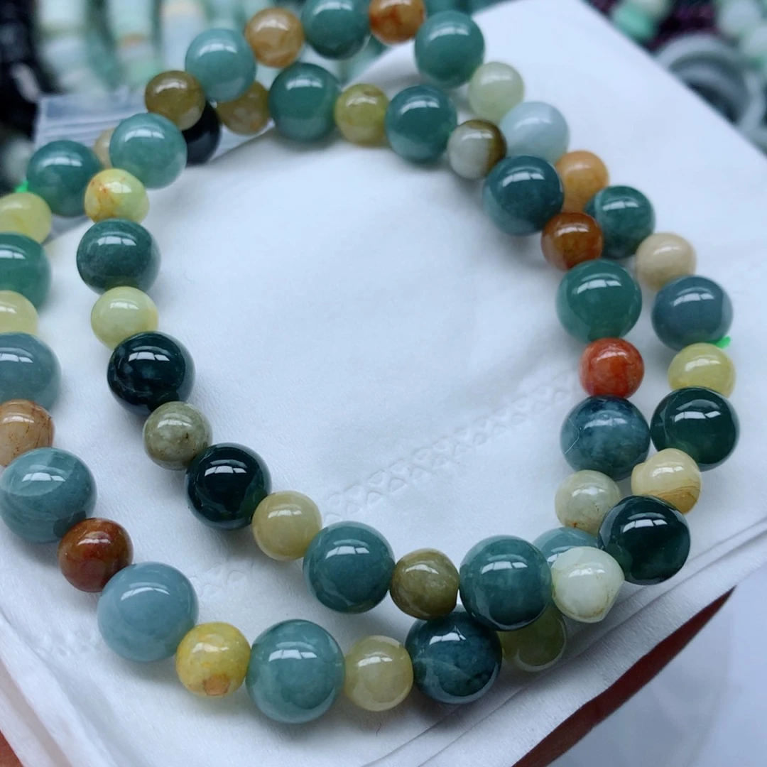 翡翠颈饰未镶嵌手串