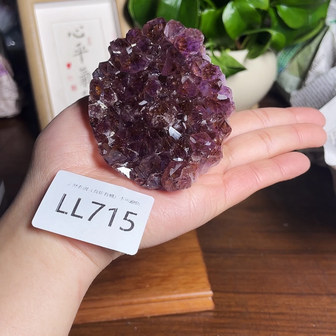 水晶未镶嵌大型摆件（非配饰）