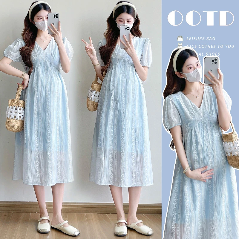 气质显瘦孕妇连衣裙夏季新款时尚洋气宽松遮肚法式v领小清新辣妈