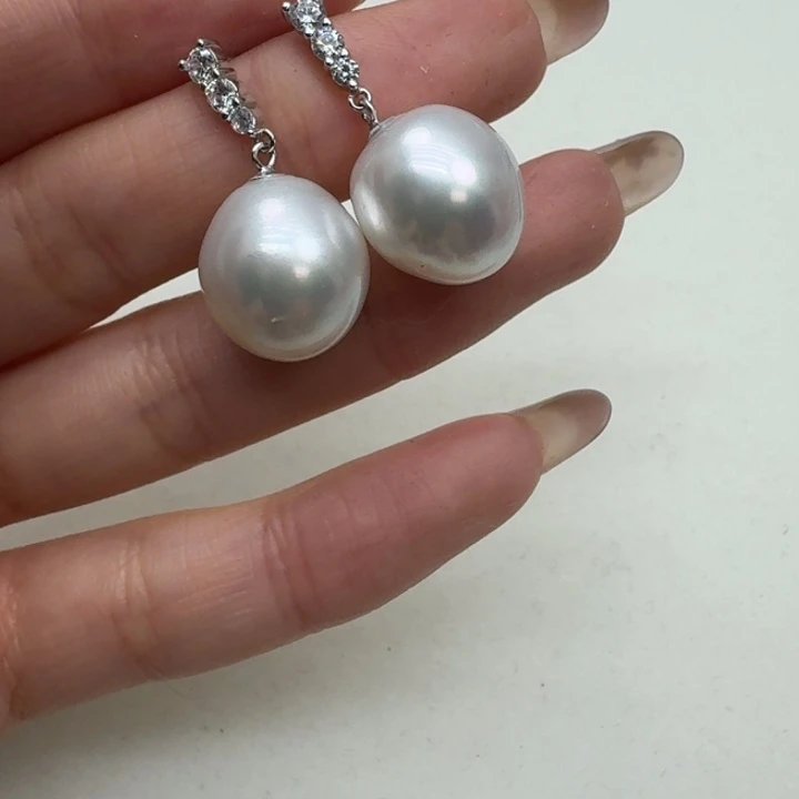 银S925镶嵌海水珍珠耳饰