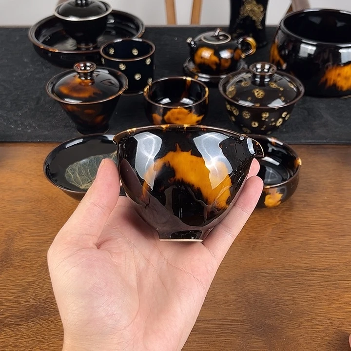 杯玳瑁釉矮公道杯