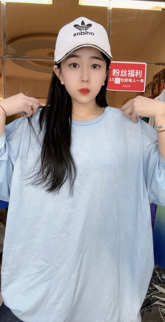 外贸纯棉大码T恤洗水工艺浅蓝镜面