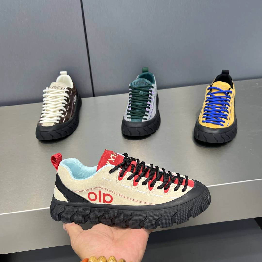 秋季新款低帮男鞋皮面舒适百搭休闲鞋男士户外休闲板鞋