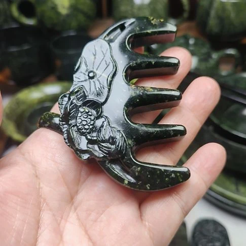 蛇纹石玉合金梳子