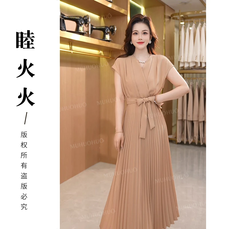 女装连衣裙夏季新款高端显瘦时尚气质轻奢潮流百褶裙子