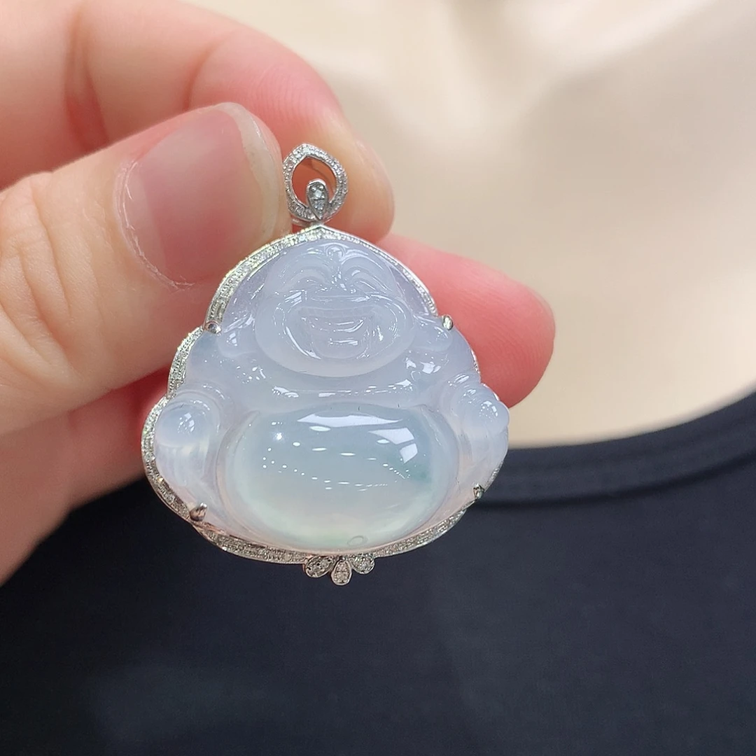 翡翠18K金镶嵌颈饰佛公