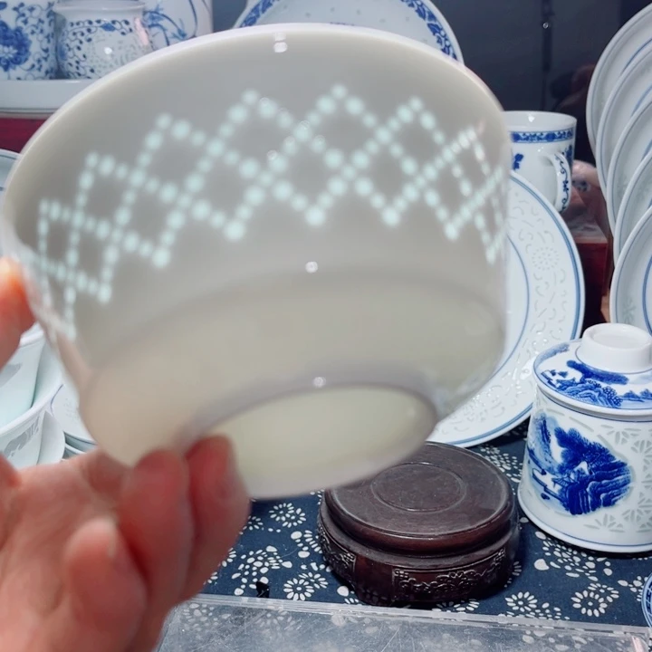 青花玲珑5寸饭碗网格