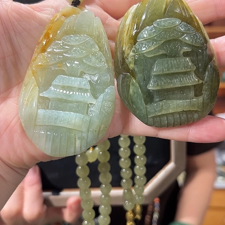 颈饰未镶嵌和田玉