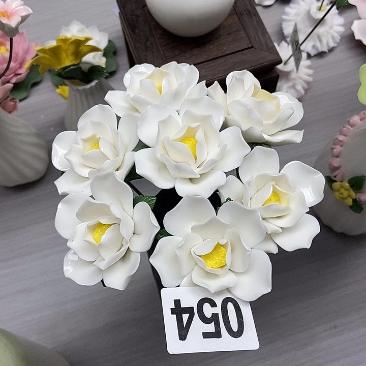 陶瓷纯手工捏花设计