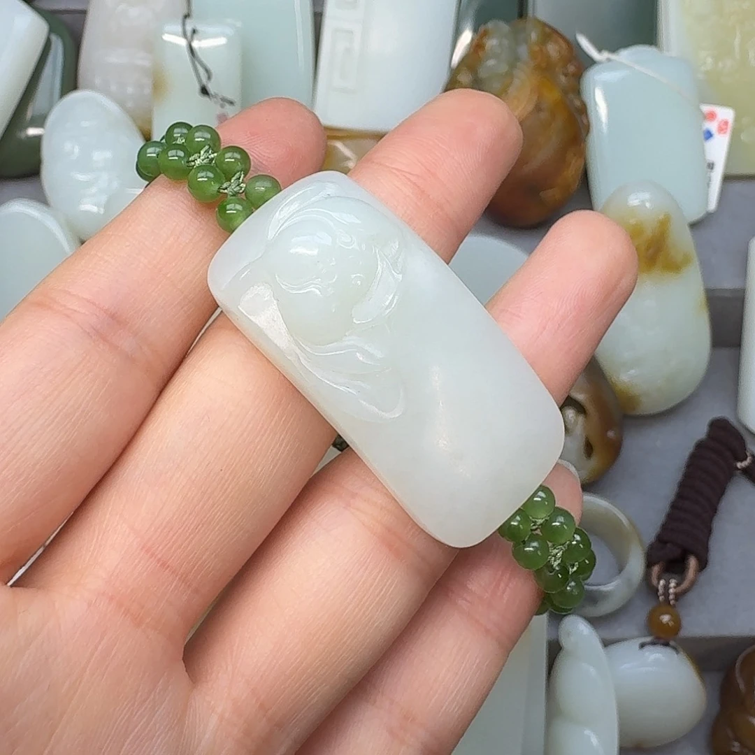 和田玉未镶嵌手链