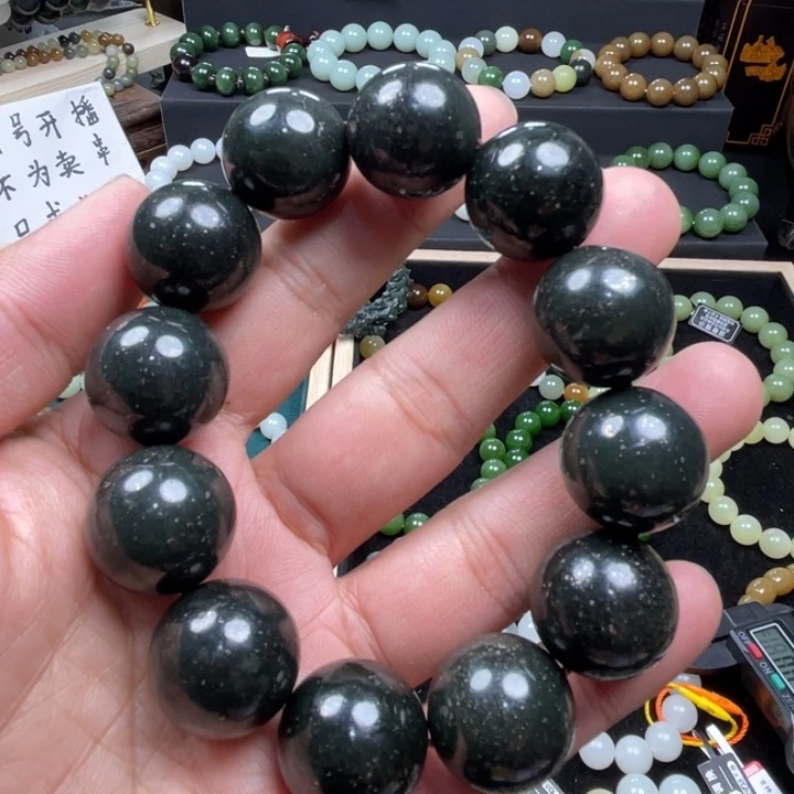 和田玉手串未镶嵌