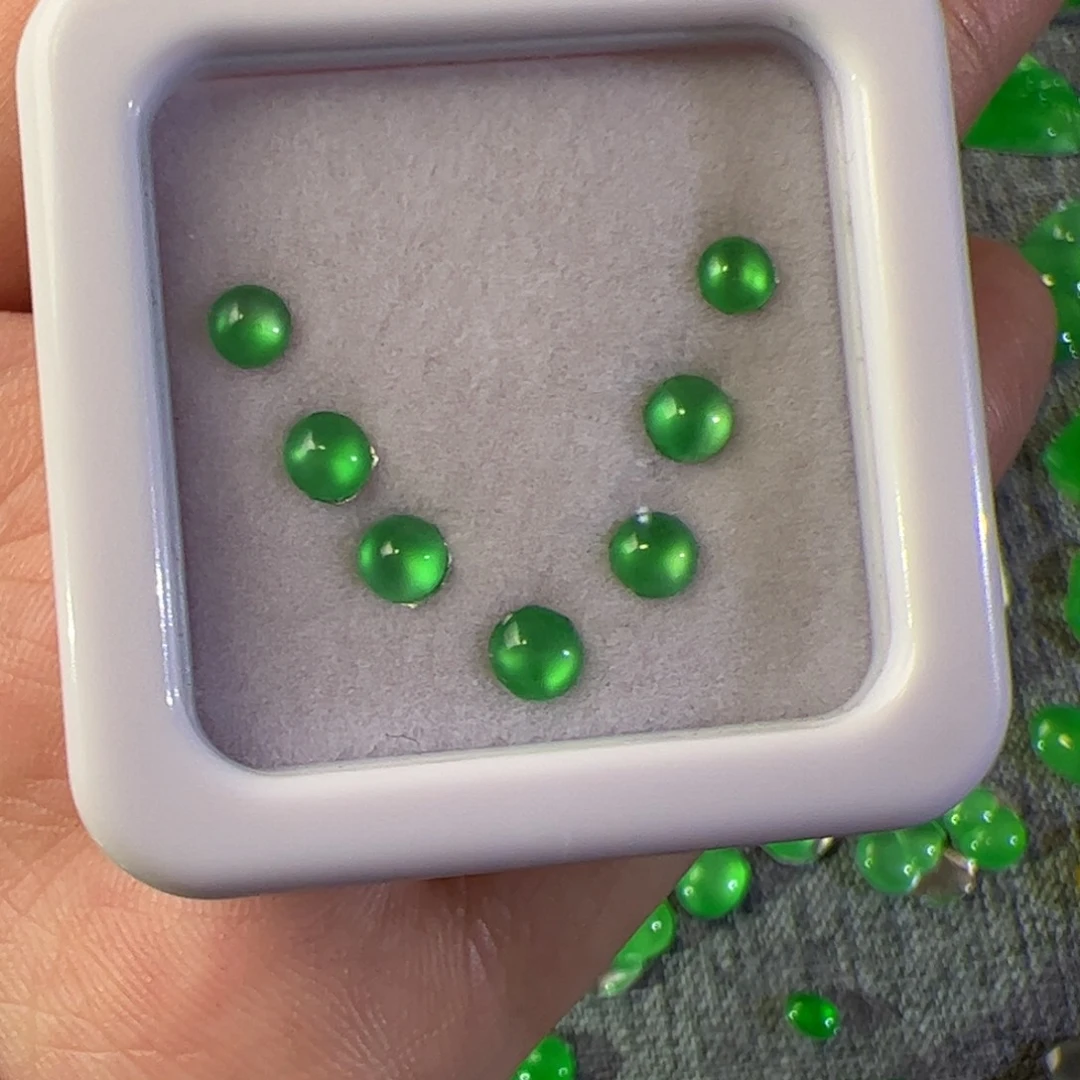 翡翠挂件未镶嵌刘***啦