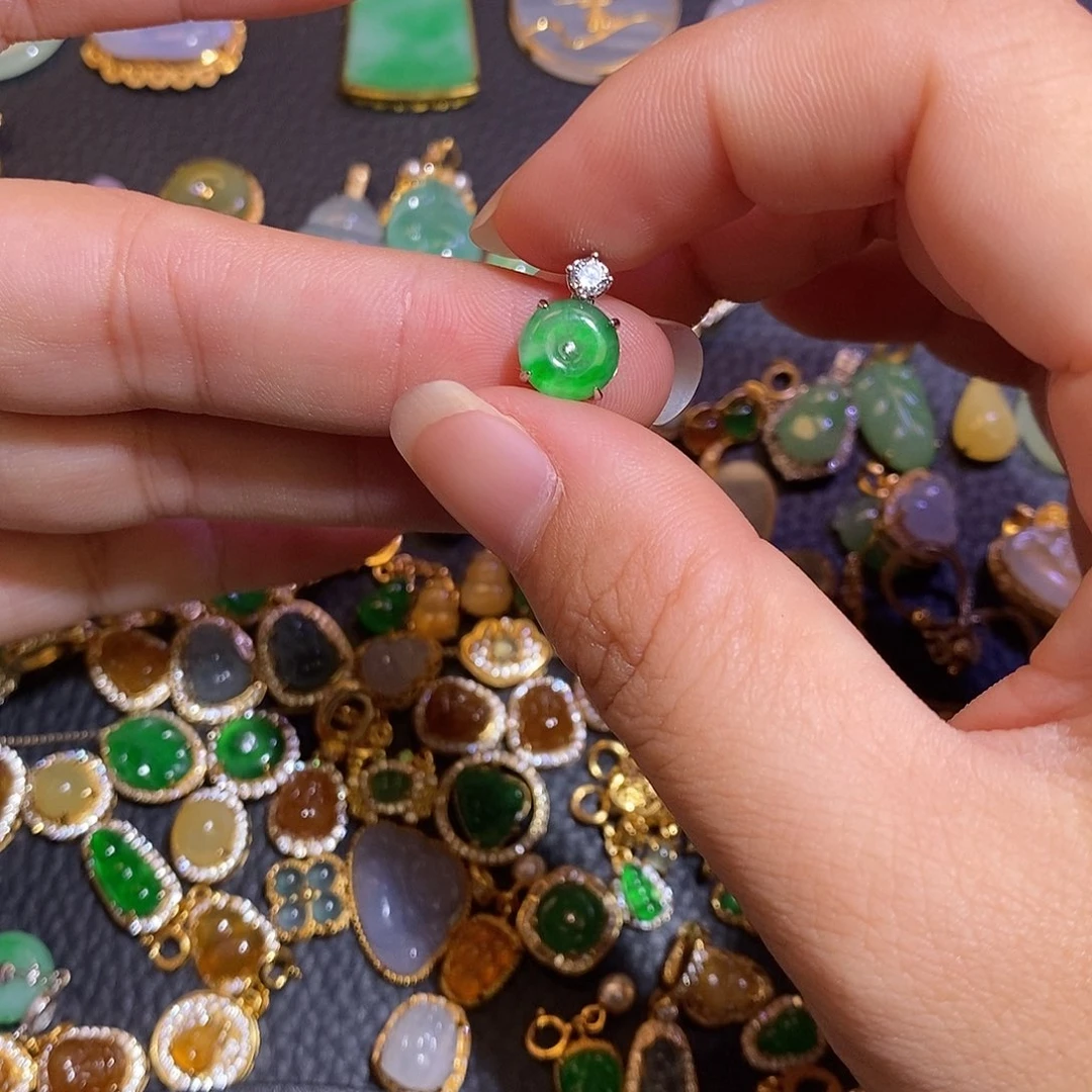 翡翠银S925镶嵌颈饰