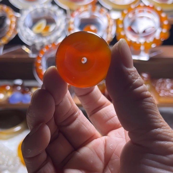 玛瑙/玉髓颈饰合金八*