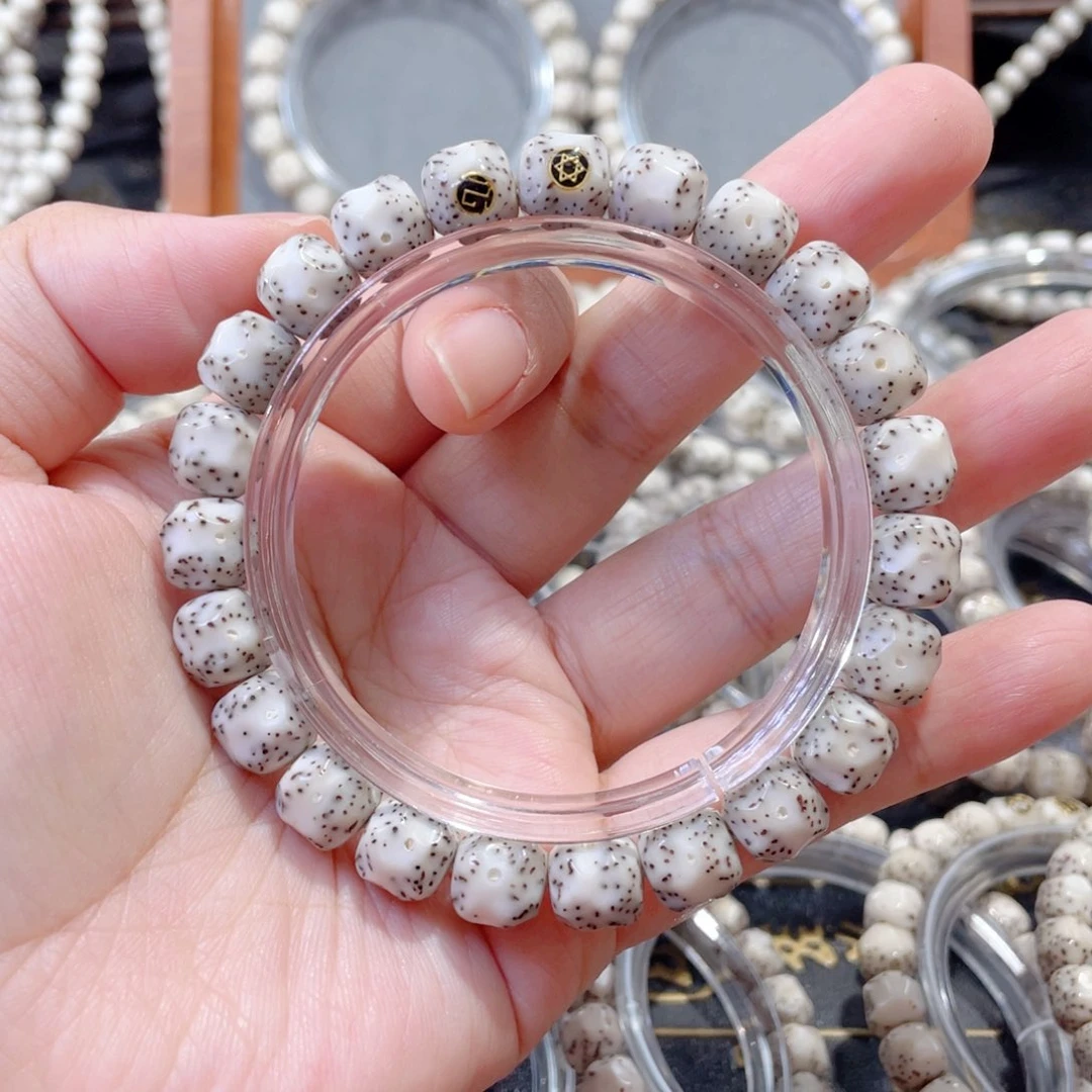 星月菩提手串南**墩星月