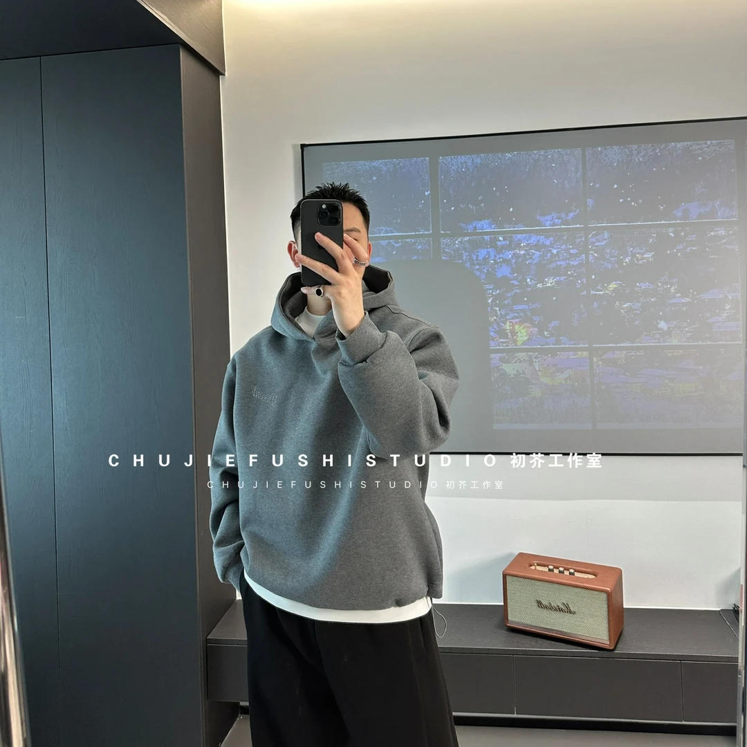 CHUJIE韩版时尚休闲微宽松铆钉百搭连帽卫衣