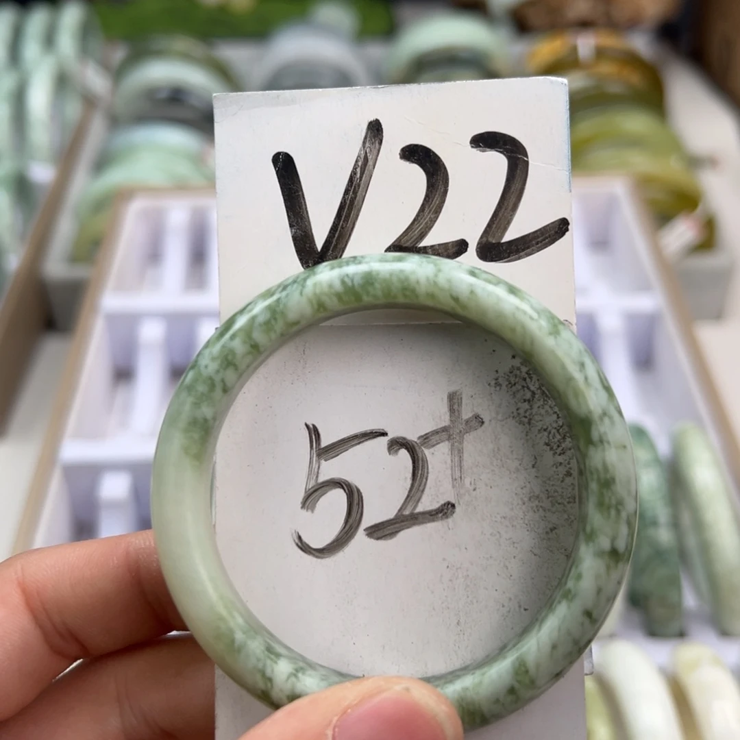 岫玉手镯未镶嵌天然岫玉微瑕