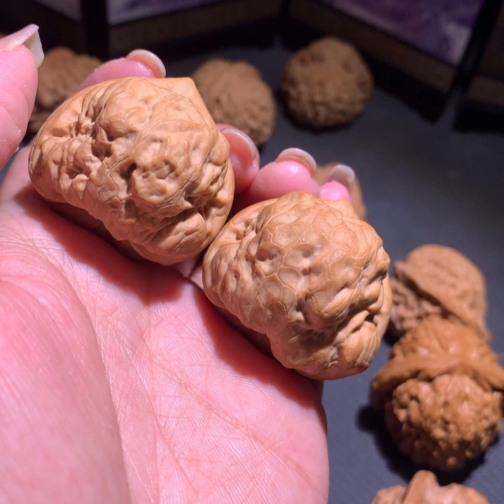 文玩核桃吊坠大****3108古蝉