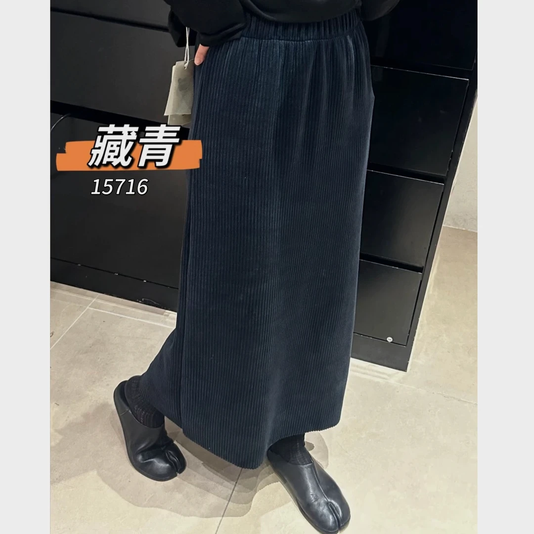 15716 裙长82cm左右WANGDAN  新款净版灯芯绒半身裙
