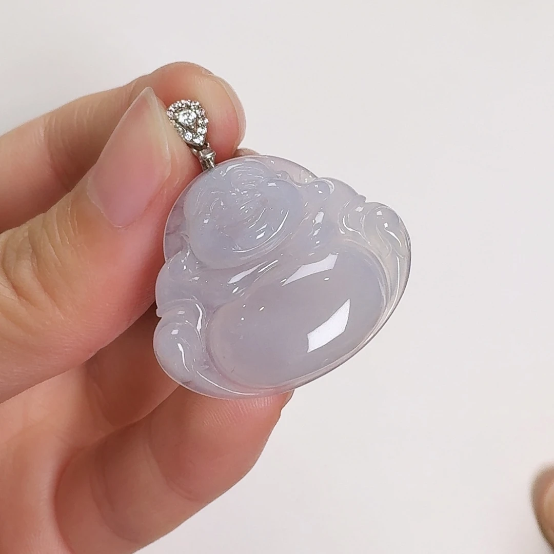 翡翠颈饰未镶嵌佛公